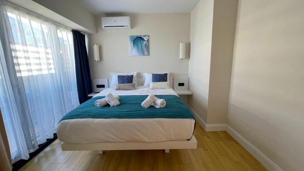Hellobatumi Aparthotel Exterior photo